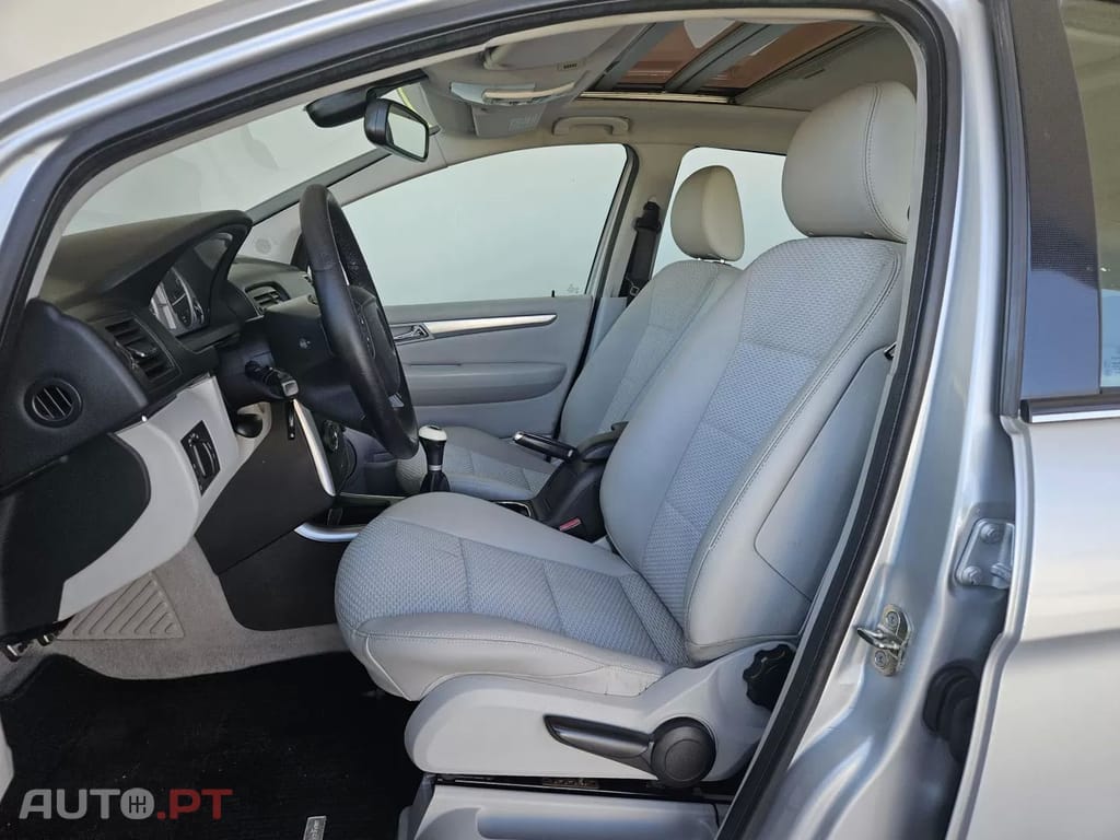 Mercedes-Benz A 160 other_Outro