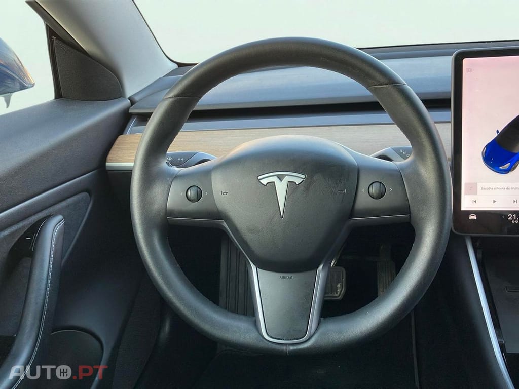 Tesla Model 3 Long-Range Dual Motor AWD