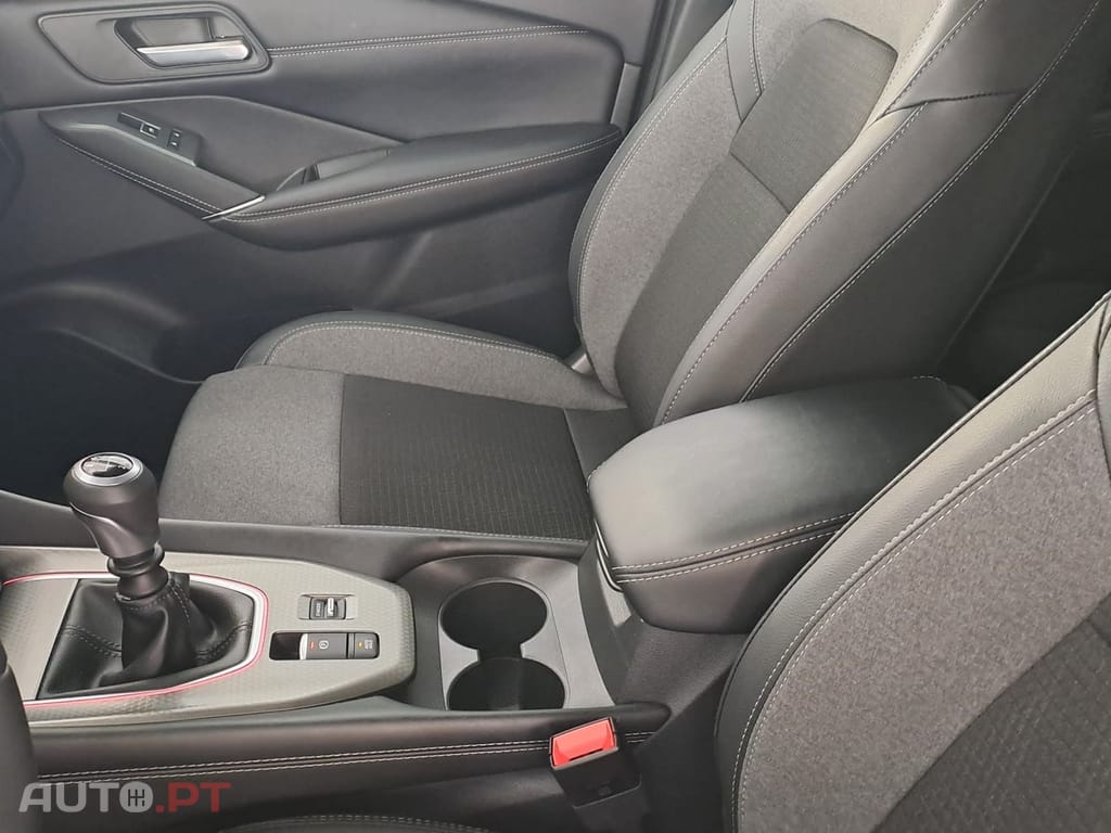 Nissan Qashqai 1.3 DIG-T N-Connecta LED