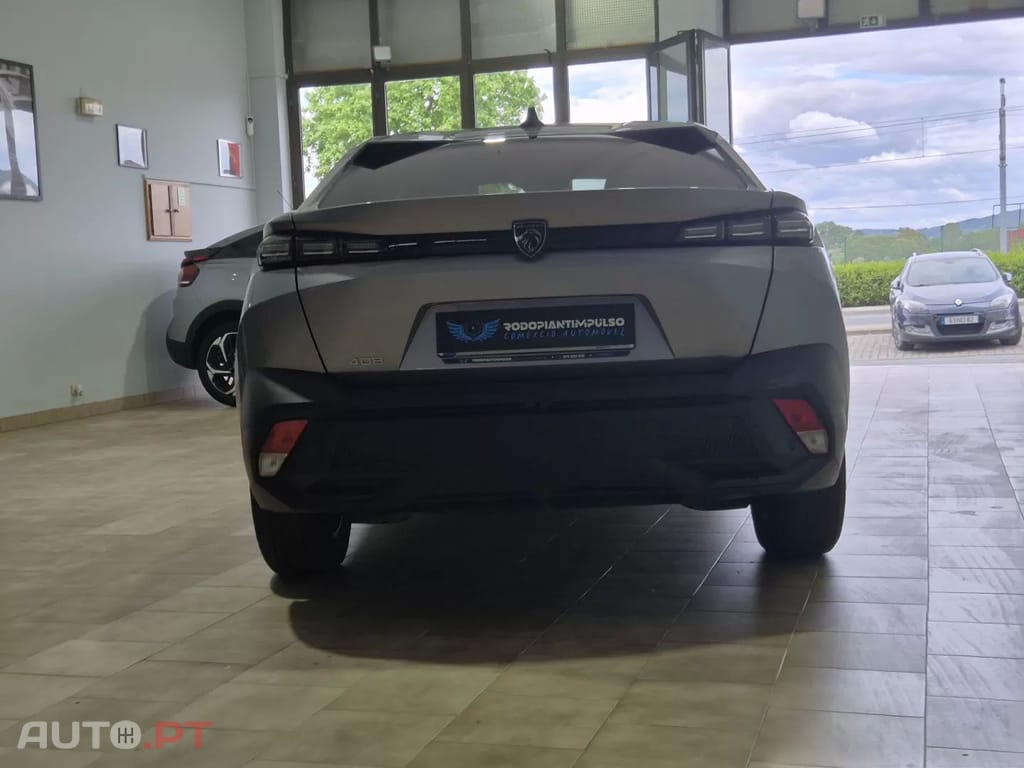 Peugeot 408 1.2 Hybrid Allure e-DCS6