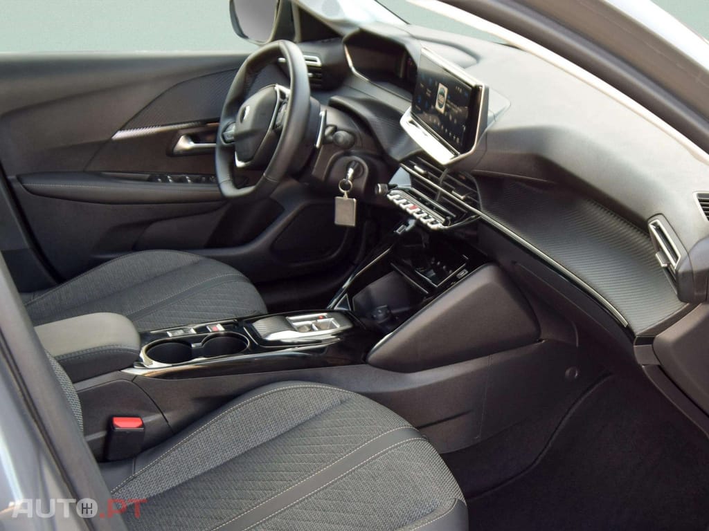 Peugeot 208 1.2 Hybrid Allure e-DCS6