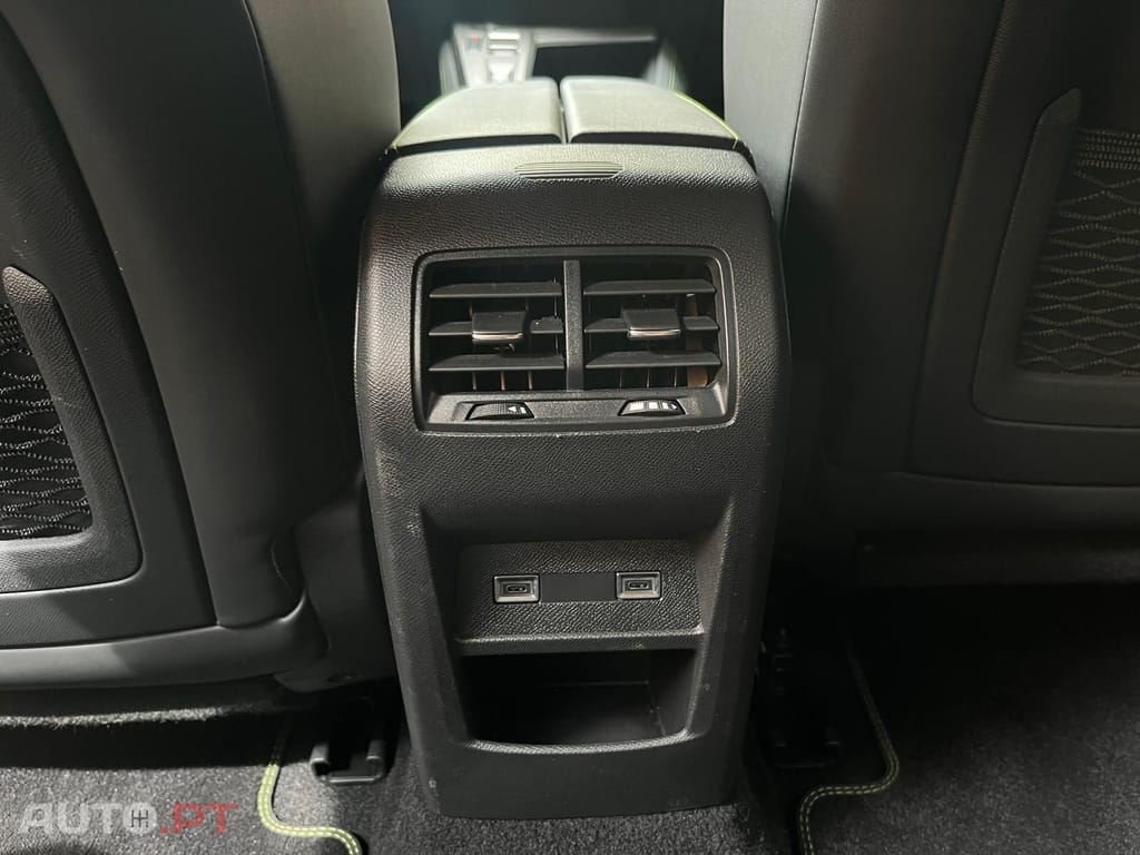 Peugeot 408 PHEV 180 e-EAT8 GT I.V.A DEDUTIVEL 