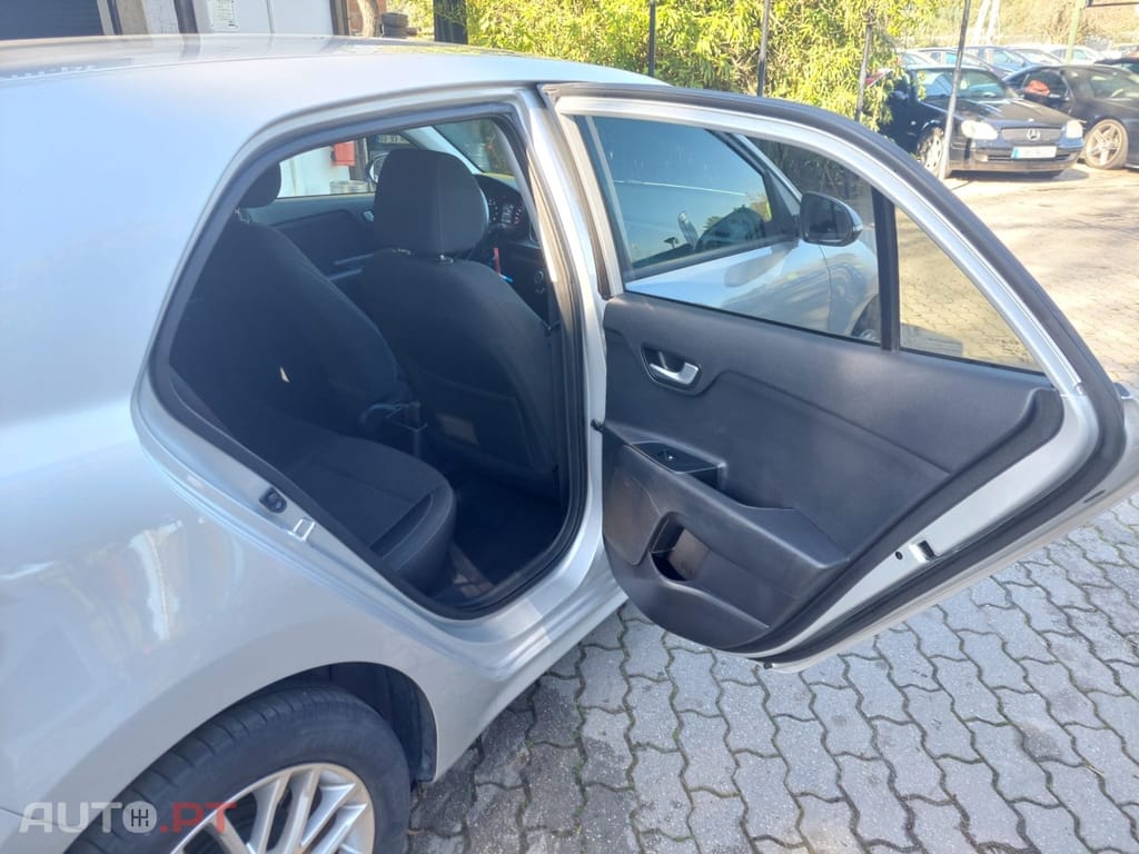 Kia Rio 1.0 T-GDI TX