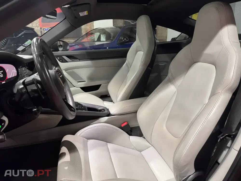 Porsche 911 4S PDK (992)