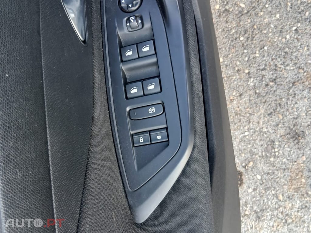 Peugeot 308 1.2 PureTech Active Pack