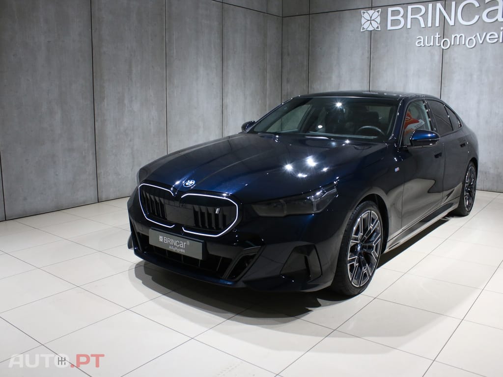 BMW i5 eDrive40 Pack Desportivo M Pro