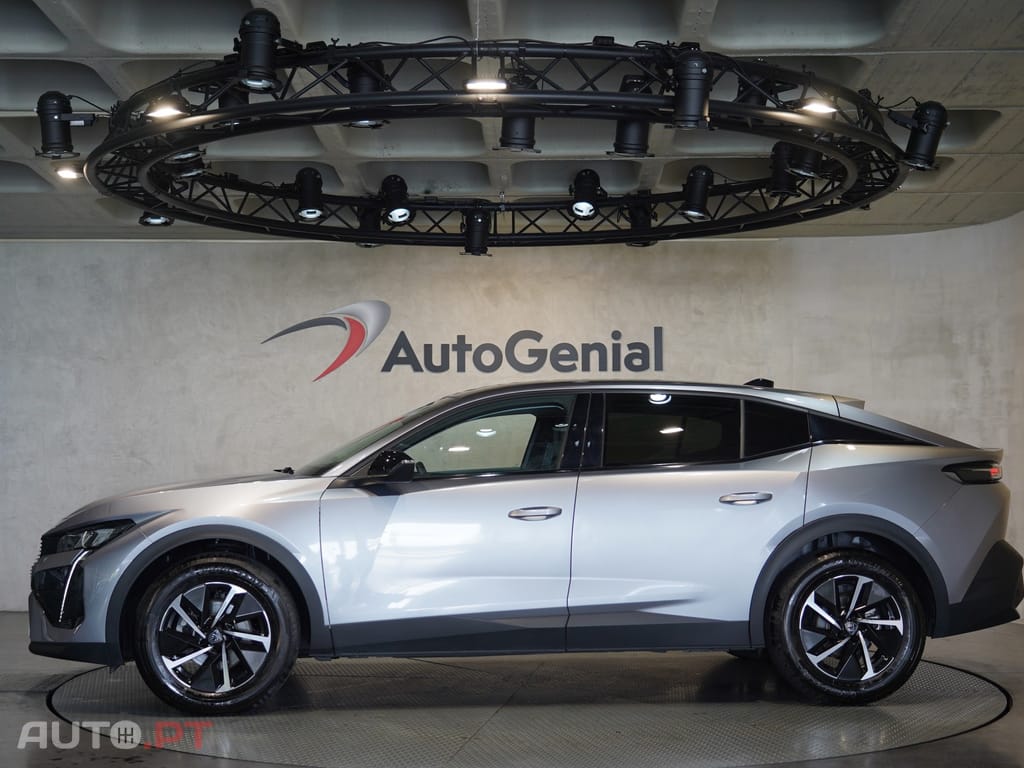 Peugeot 408 1.2 PureTech Allure EAT8