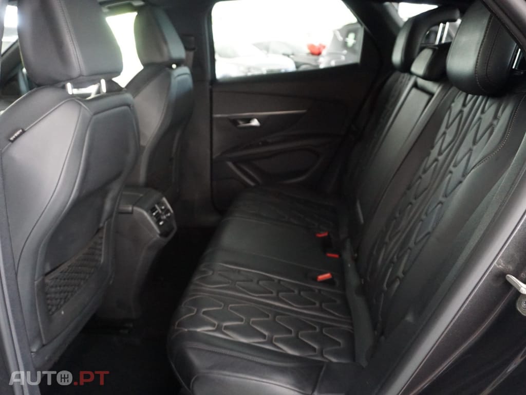 Peugeot 3008 1.5 BlueHDi GT Line EAT8