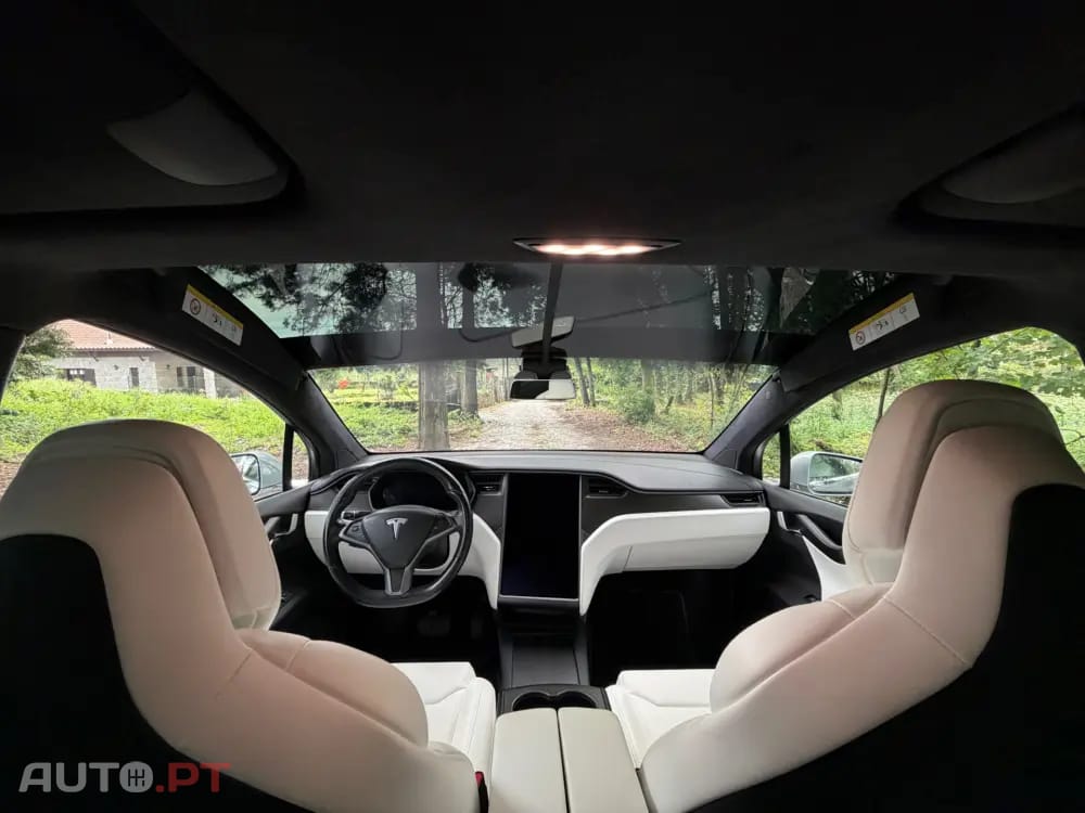 Tesla Model X 100D