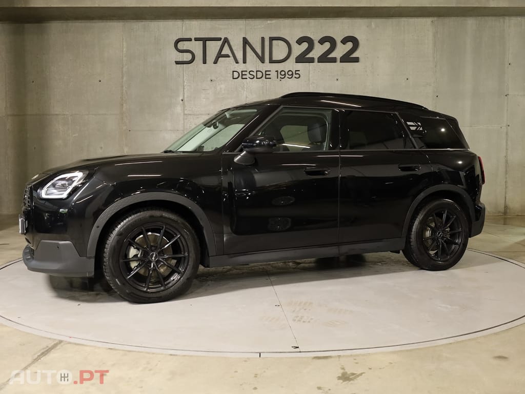 MINI Countryman E Classic M