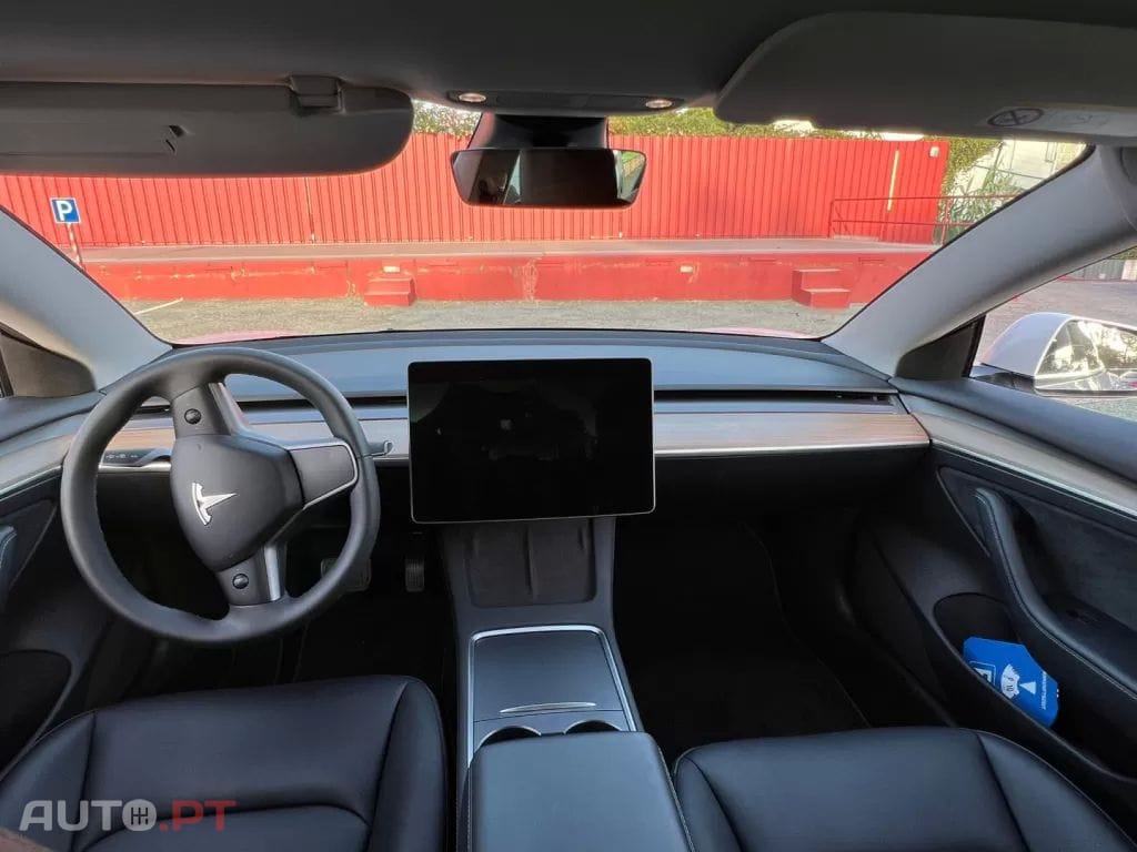 Tesla Model 3 Long Range AWD Dual Motor