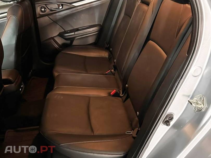 Honda Civic 1.0 i-VTEC Comfort CVT