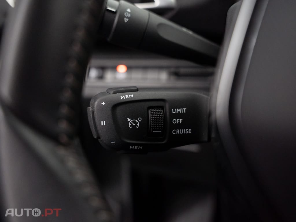 Peugeot 3008 1.5 BlueHDi Active Pack