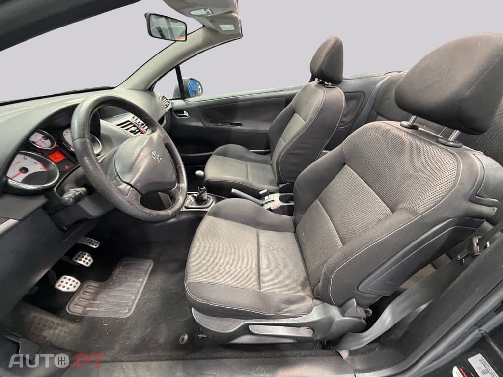 Peugeot 207 CC 1.6 VTi Active