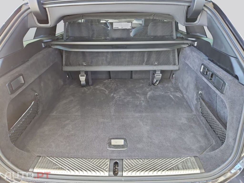 BMW i5 I.V.A DEDUTIVEL M60 xDrive Touring