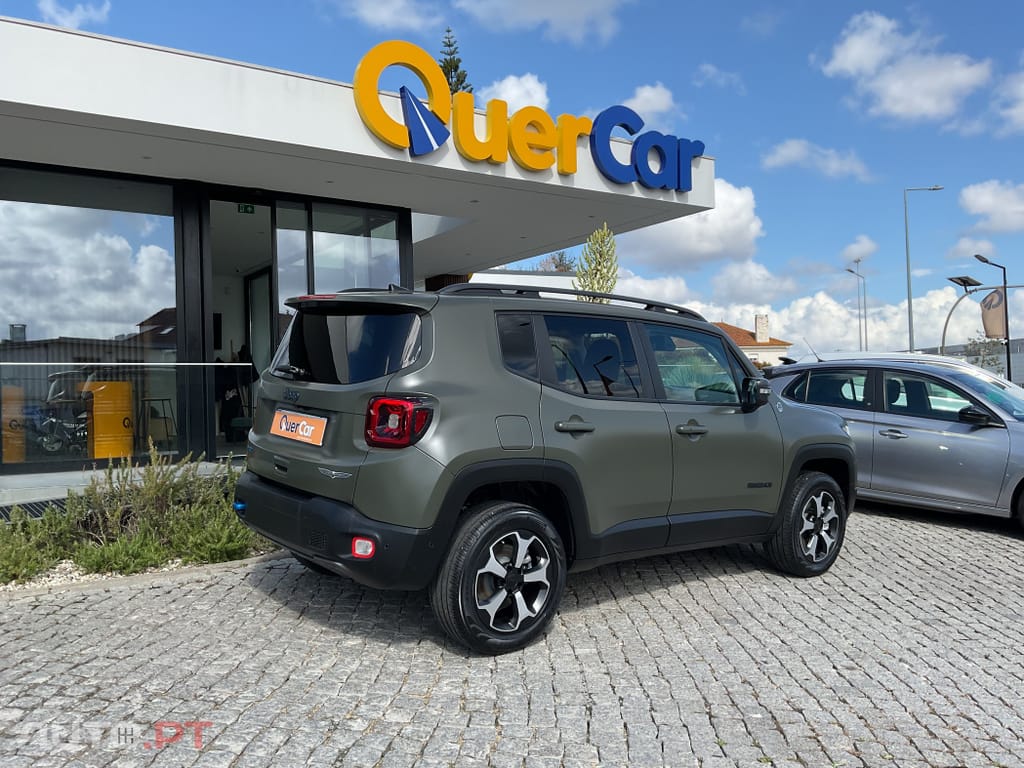 Jeep Renegade 1.3 TG Trailhawk