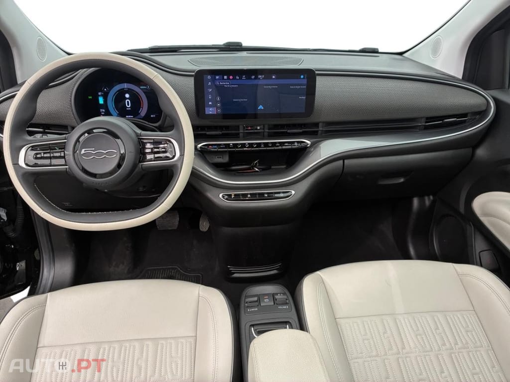 Fiat 500e La Prima