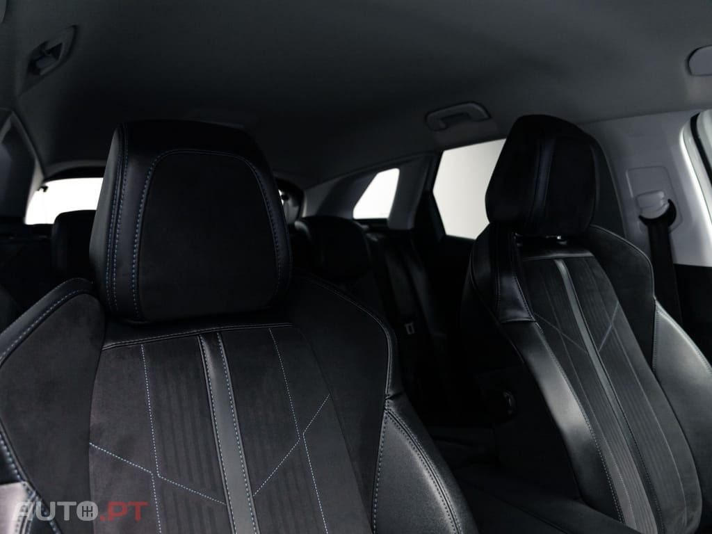 Peugeot 3008 1.5 BlueHDi Crossway EAT8