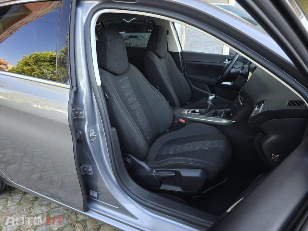 Peugeot 308 1.2 PureTech Style