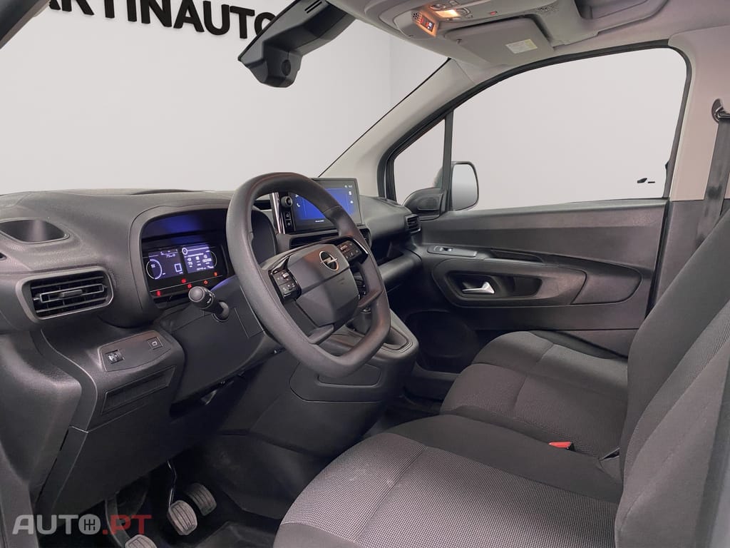 Opel Combo 1.5 CDTi Edition — fotografia 9