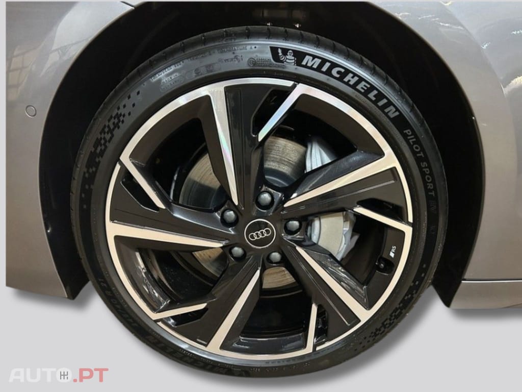Audi A4 Avant I.V.A DEDUTIVEL  e-tron Avant Performance S line Tech Plus