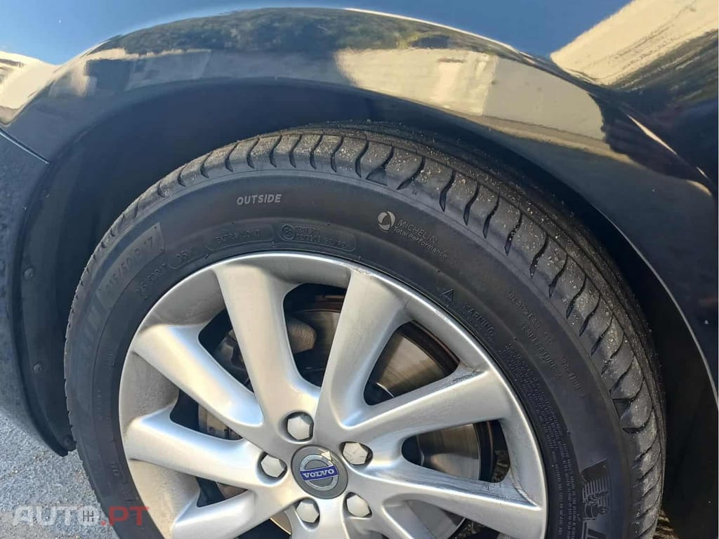 Volvo V60 D5 2.0D 225cv G-TRONIC 8vel