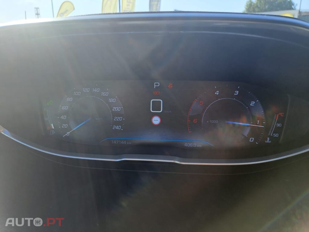 Peugeot 3008 1.6 BlueHDi Allure EAT6