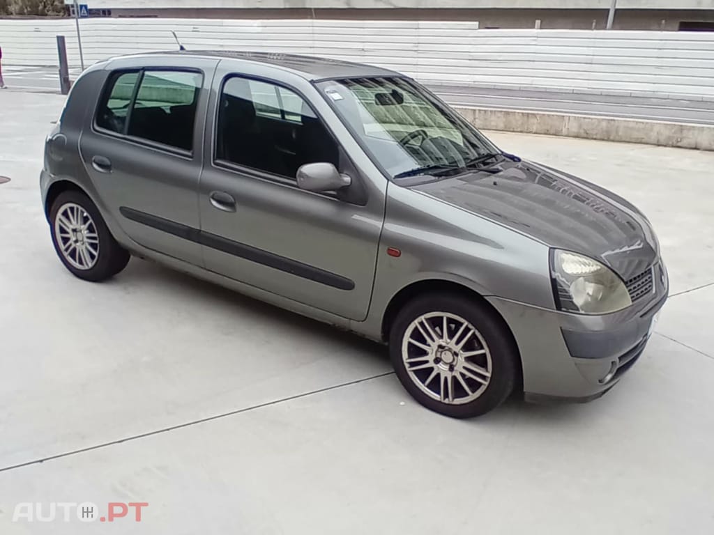 Renault Clio 1.2  16 V