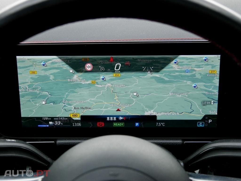 Mercedes-Benz EQA 300 4M AMG I.V.A DEDUTIVEL 