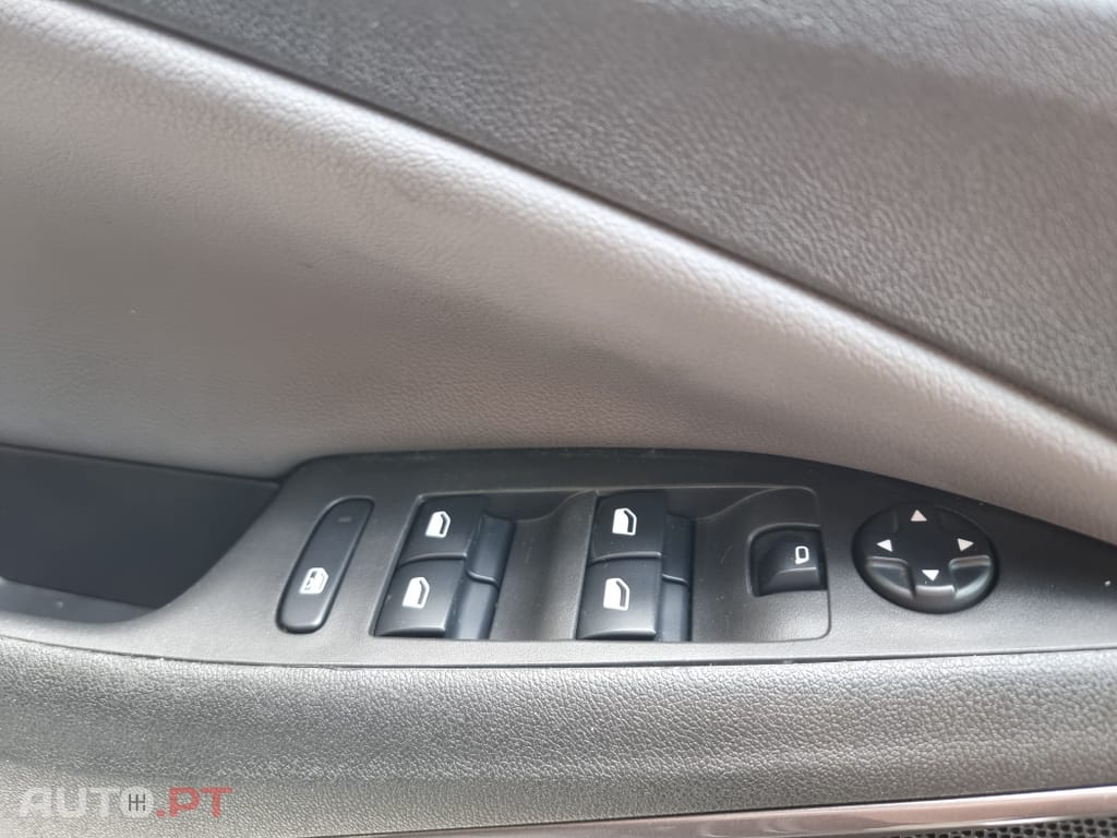 Opel Crossland X 1.2 Edition