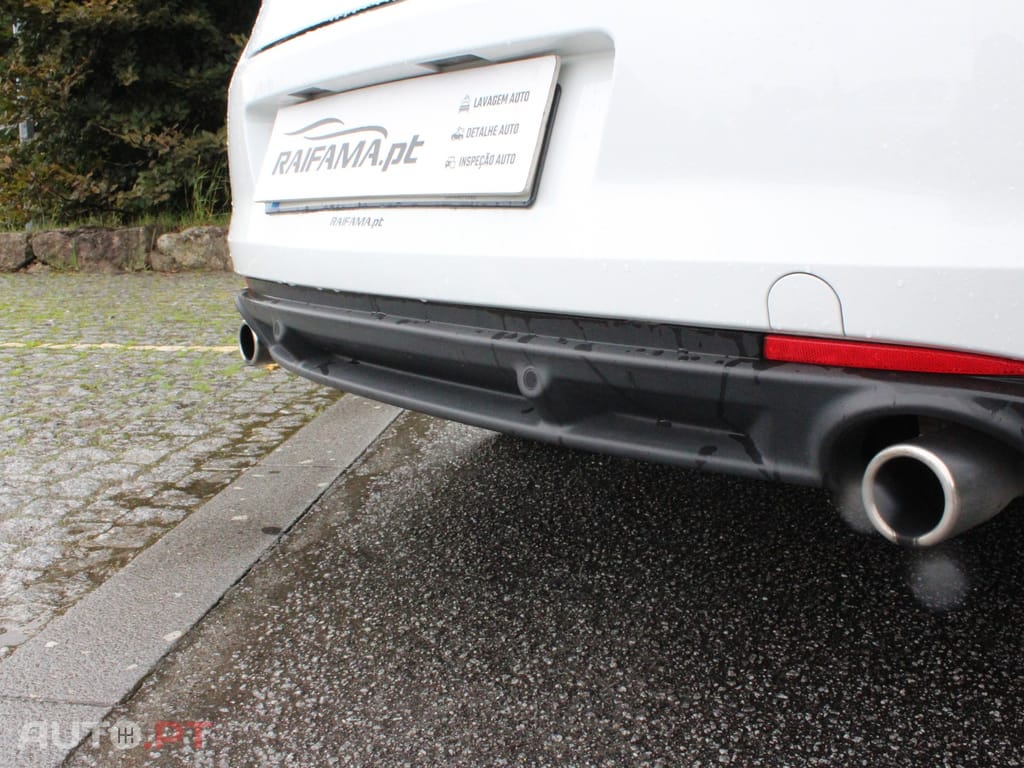 Renault Laguna Coupe 2.0 dCi Dynamique S 4Control