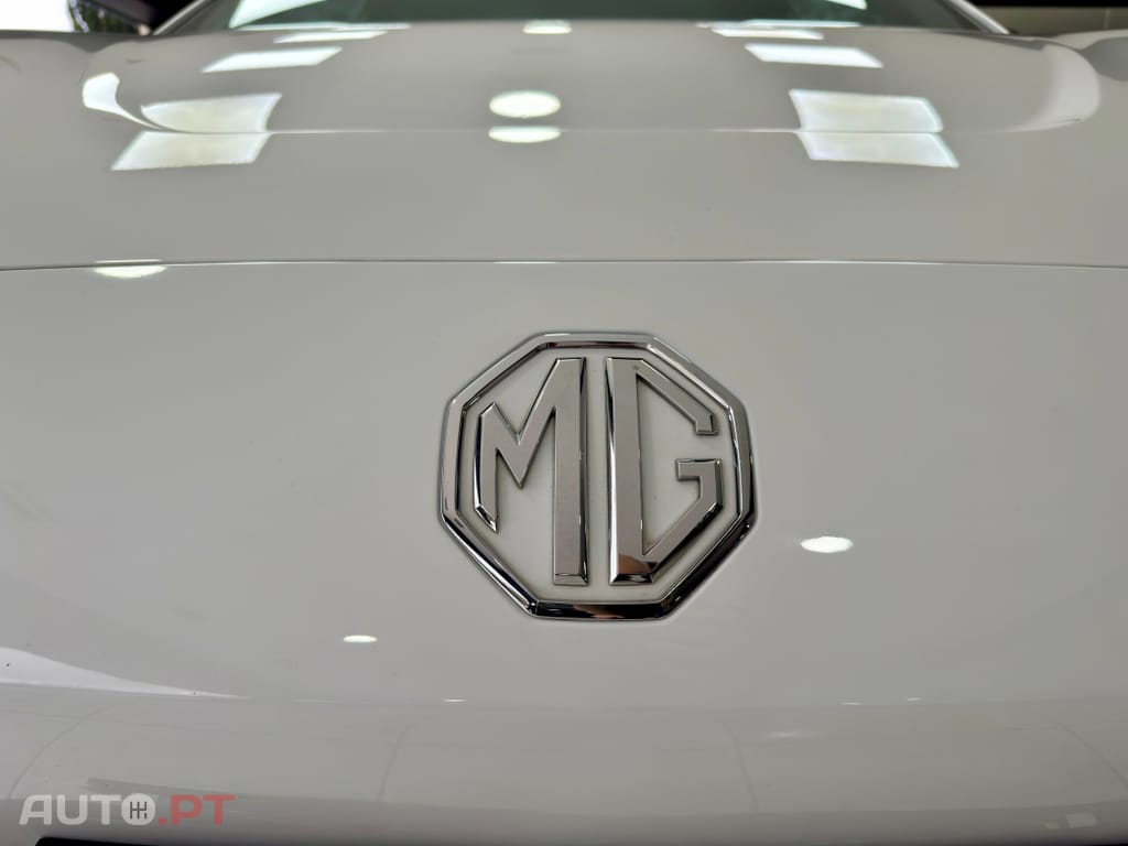 MG MG4 51 kWh Standard