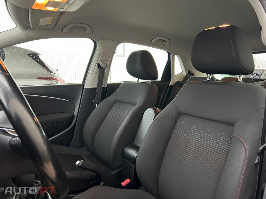 Volkswagen Polo 1.0 Confortline