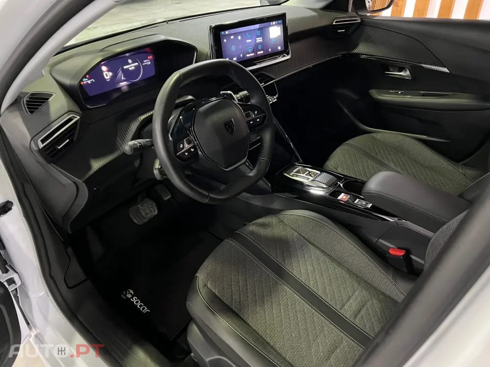 Peugeot 208 1.2 Hybrid Allure e-DCS6