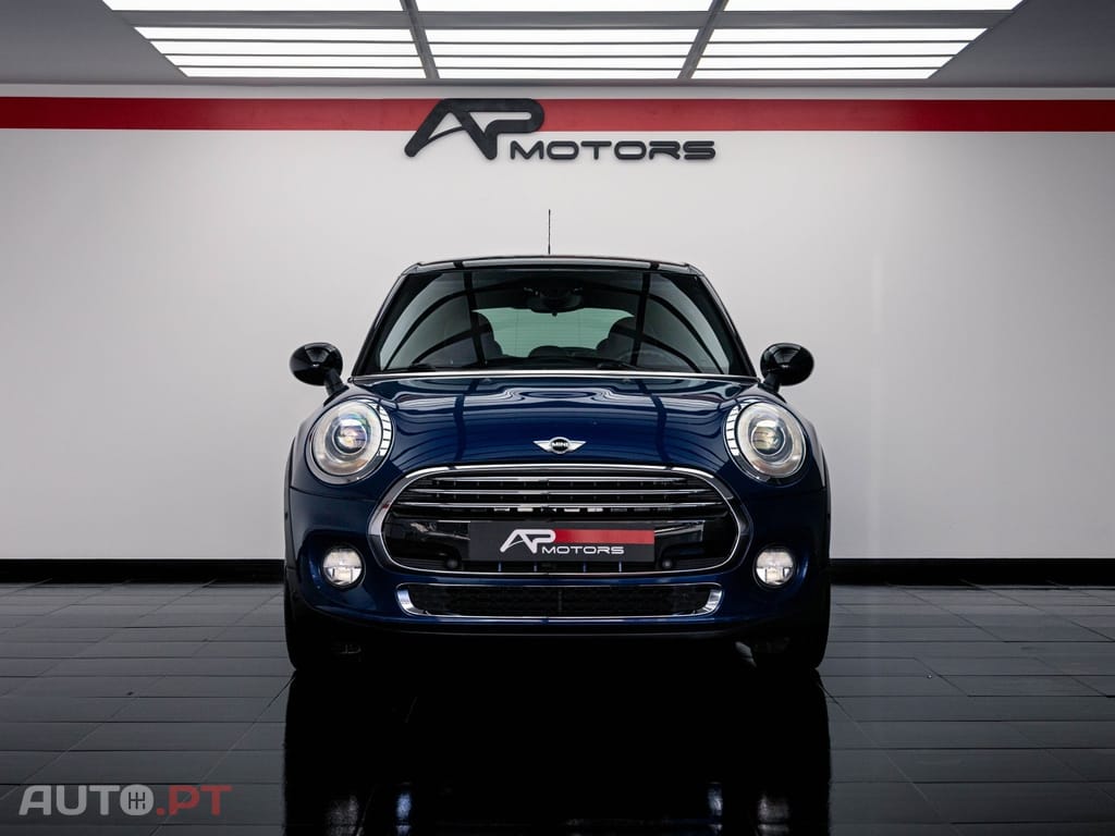 MINI Cooper Cooper D Auto