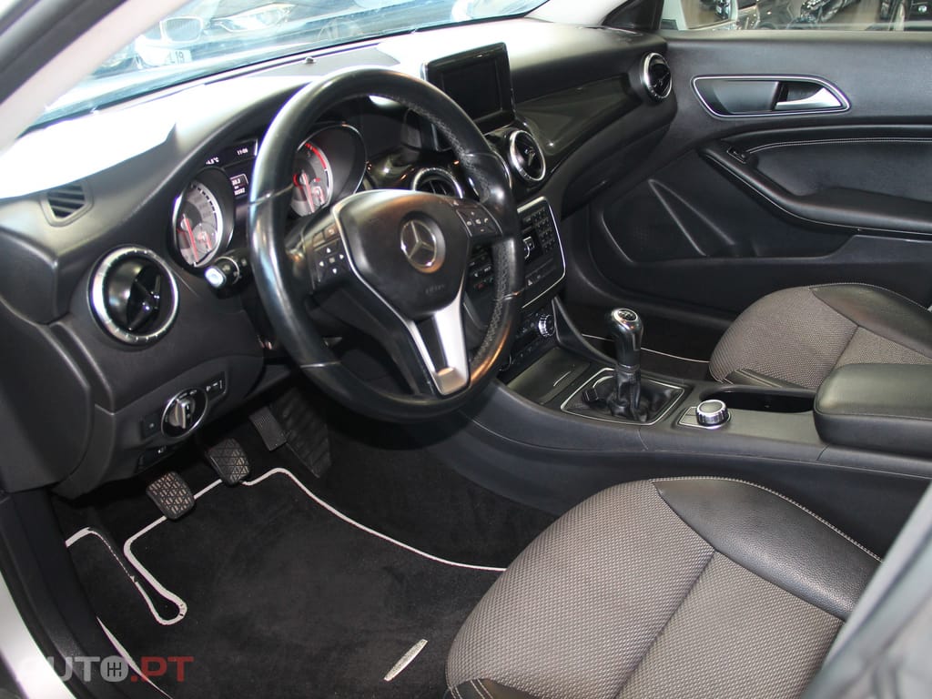 Mercedes-Benz CLA 200 CDi