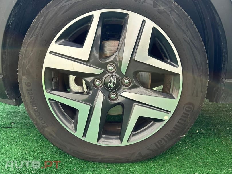 Hyundai Bayon 1.0 T-GDI 100 DST-7 Hyb 48V Creative