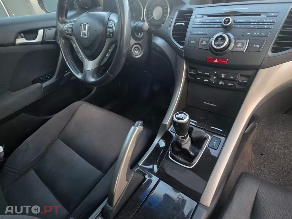 Honda Accord 2.2 i-DTEC Executive Advance E.Limitada