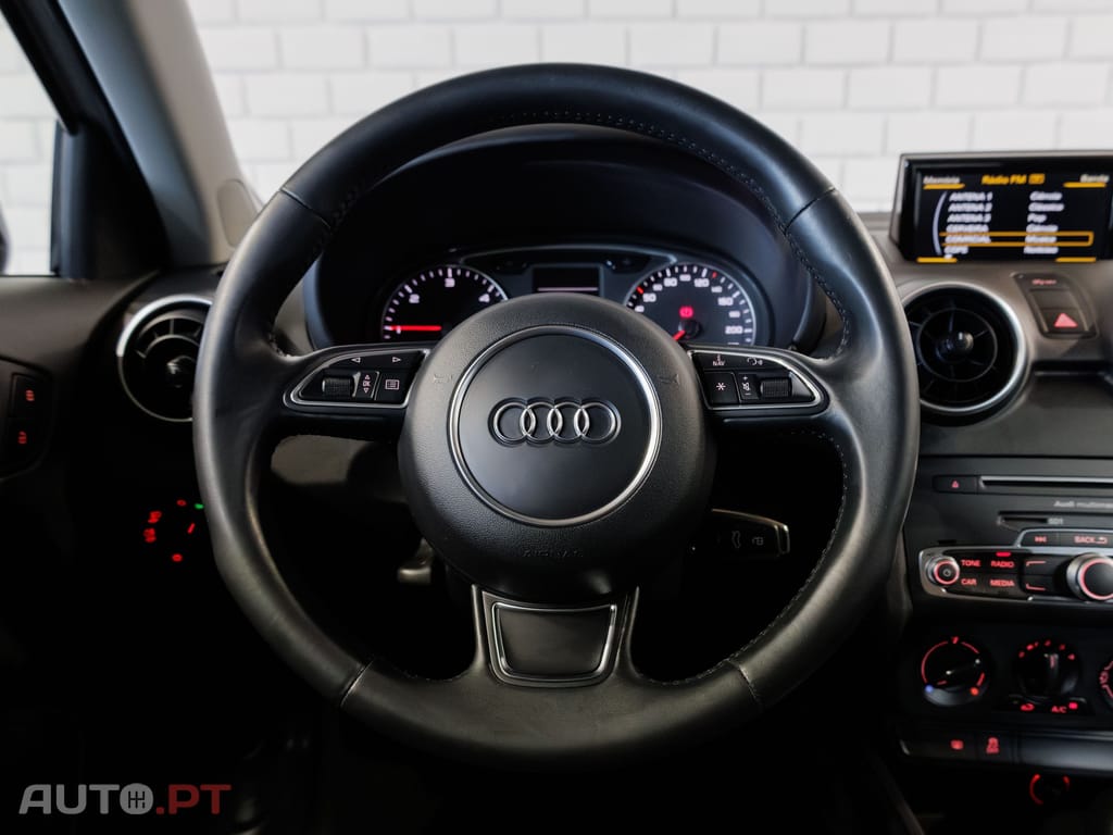 Audi A1 1.4 TDI S tronic