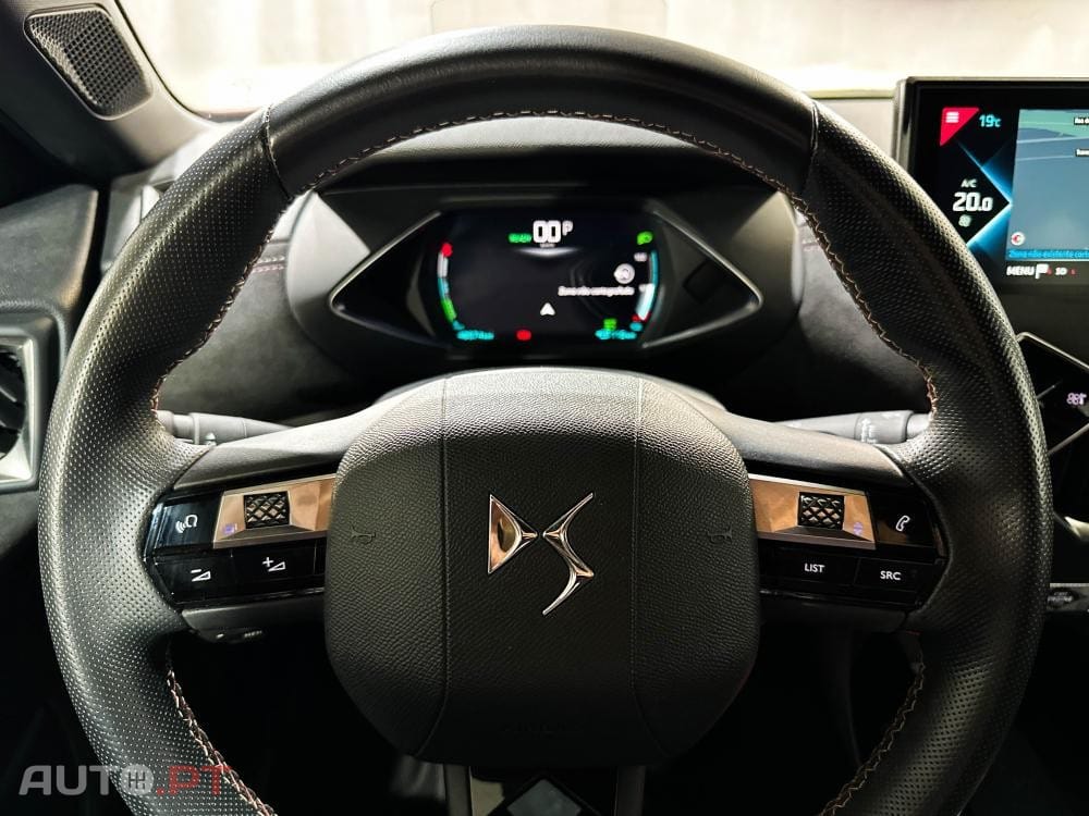 DS DS3 Crossback E-TENSE PERFORMANCE LINE +