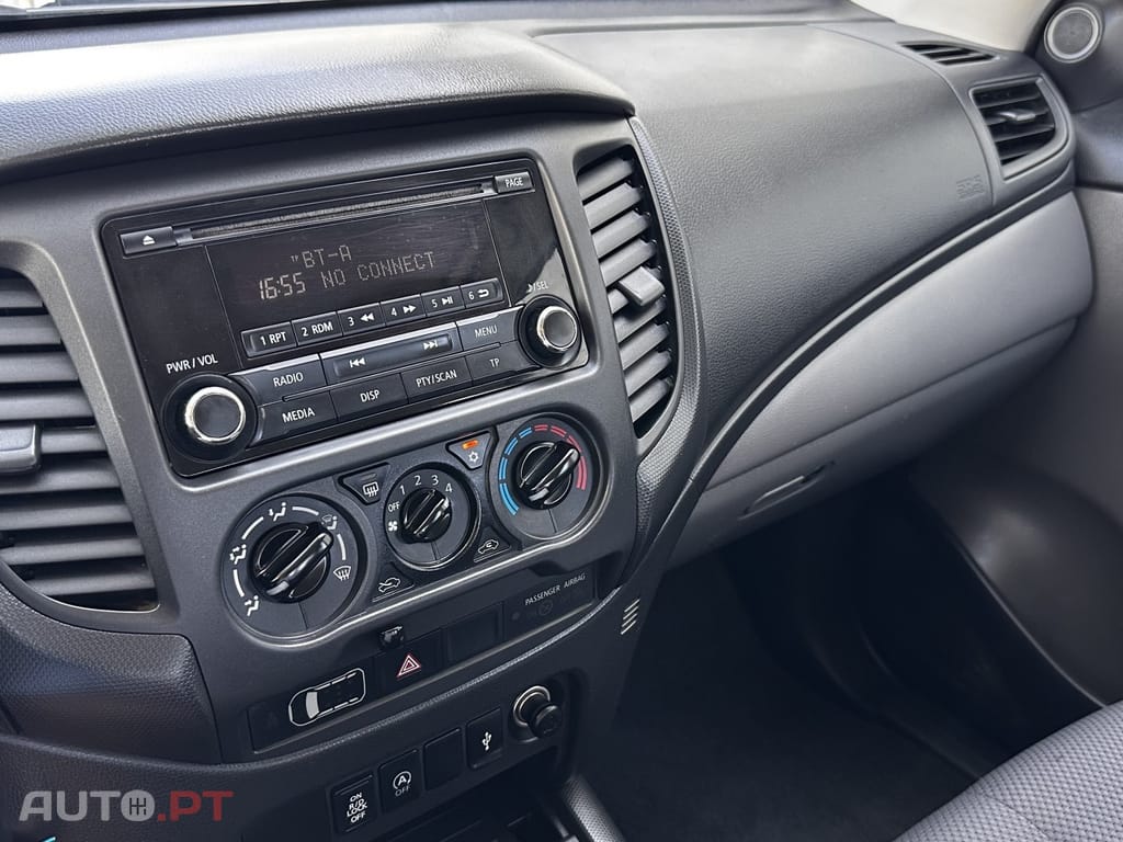 Mitsubishi L200 2.4 DI-D Club Invite CC 4WD