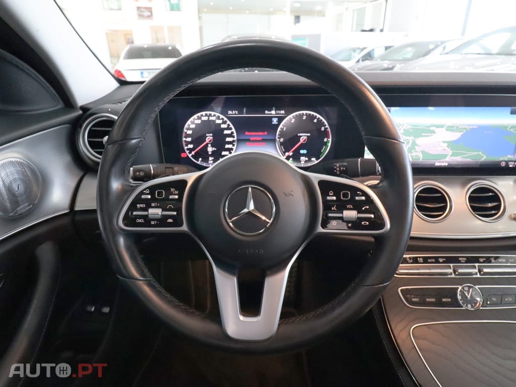 Mercedes-Benz E 300 de T 9G-TRONIC