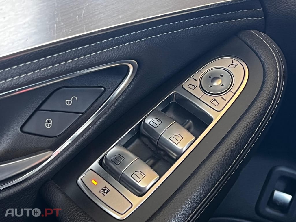 Mercedes-Benz C 300 BlueTEC Hybrid