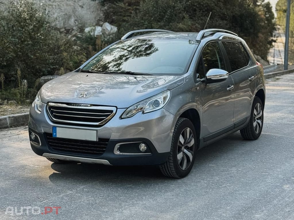 Peugeot 2008 1.2 PureTech Allure