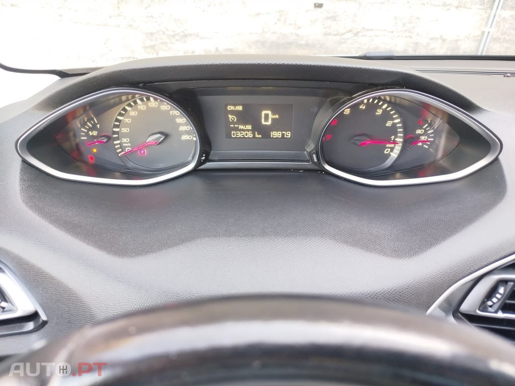 Peugeot 308 1.2 PureTech Style