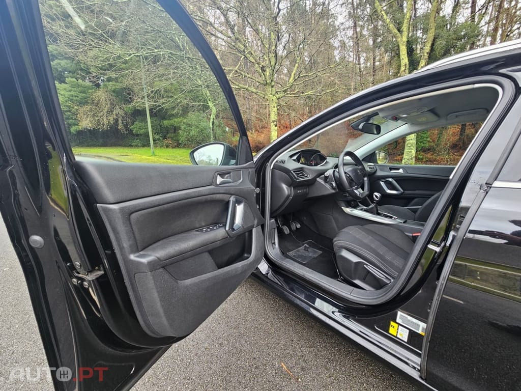 Peugeot 308 SW 1.6 BlueHDi Active J17