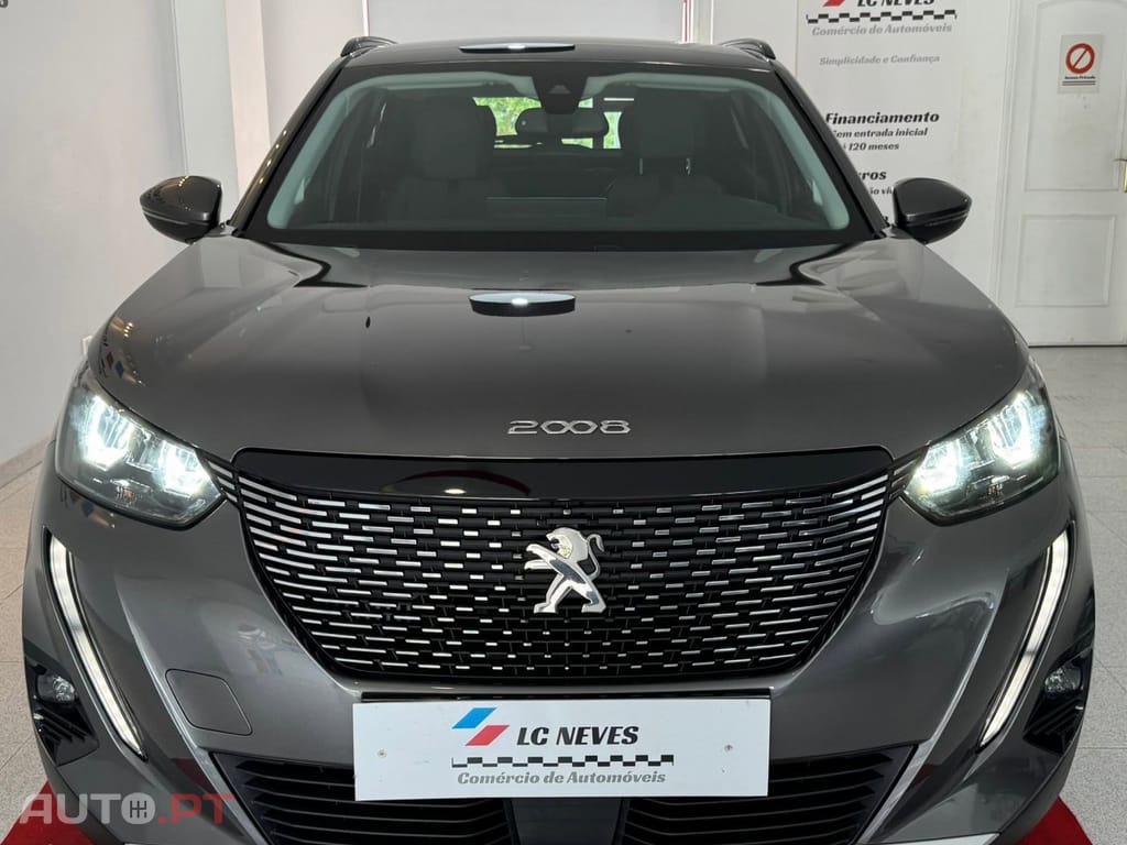 Peugeot 2008 1.2 PureTech Allure EAT8