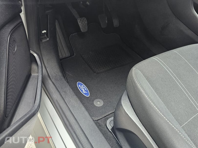 Ford Fiesta 1.1 Ti-VCT Business