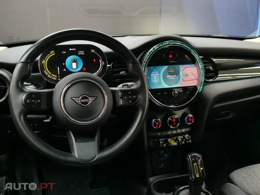 MINI Cooper Cooper SE