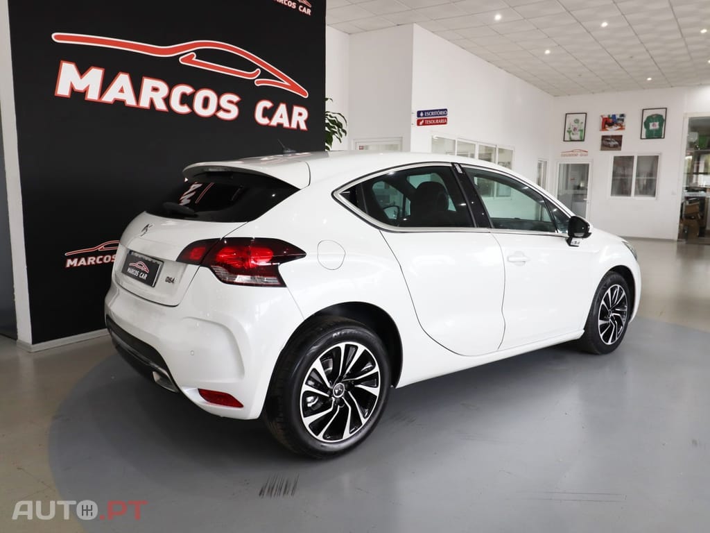 DS DS4 4 1.6 BlueHDi Performance Line